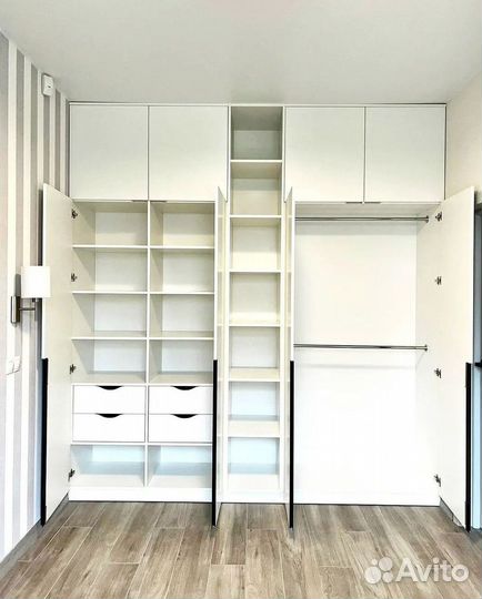 Встраиваемый шкаф