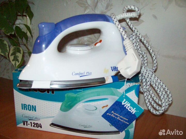 Утюг Vitek