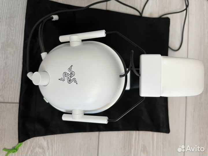 Игровые наушники Razer blackshark v2 x