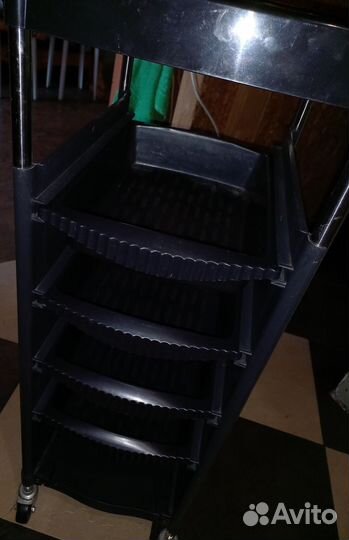 Тележка парикмахерская бу