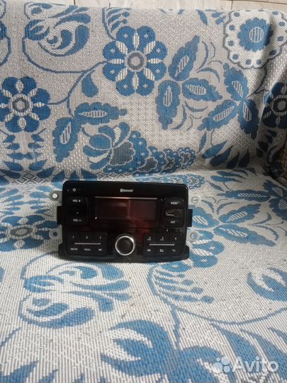 Авто магнитола renault logan2 орегинал