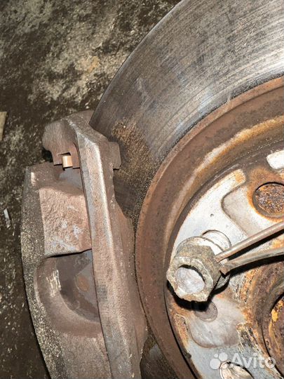 Кулак поворотный passat CC 3.6 тормоза 345мм