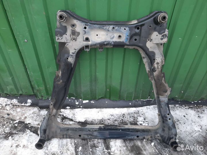 Подрамник передний Nissan Qashqai J11