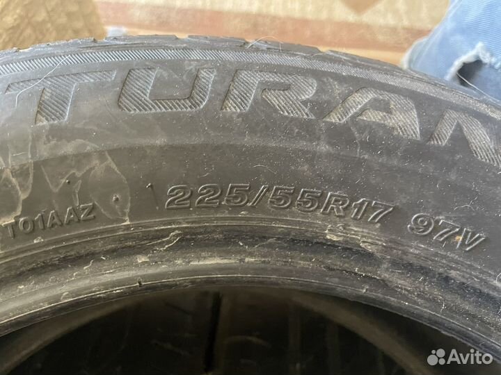 Bridgestone Turanza T001 225/55 R17