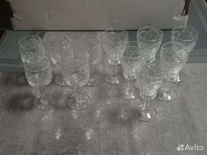 Хрустальные рюмки