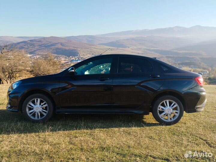 LADA Vesta 1.8 МТ, 2017, 100 000 км