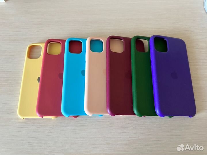 Чехол на iPhone 11