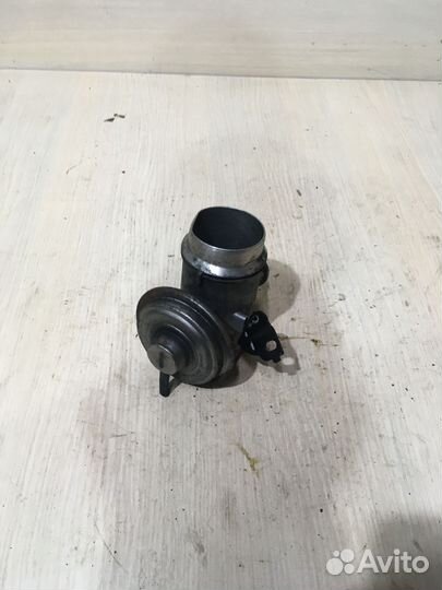 Клапан системы рециркуляции BMW 7 Е65 М57