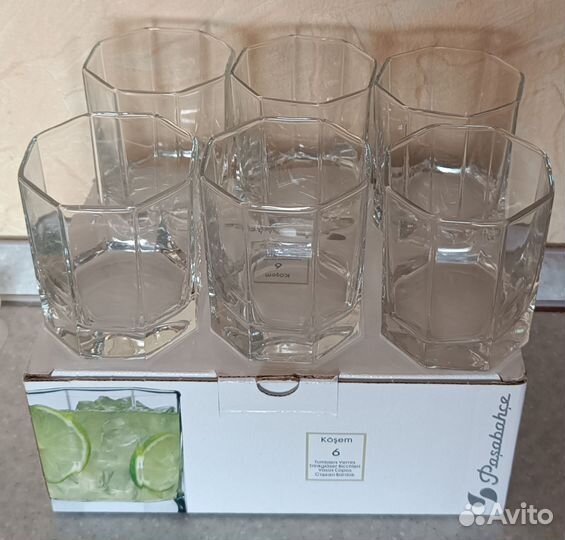 Набор стаканов
