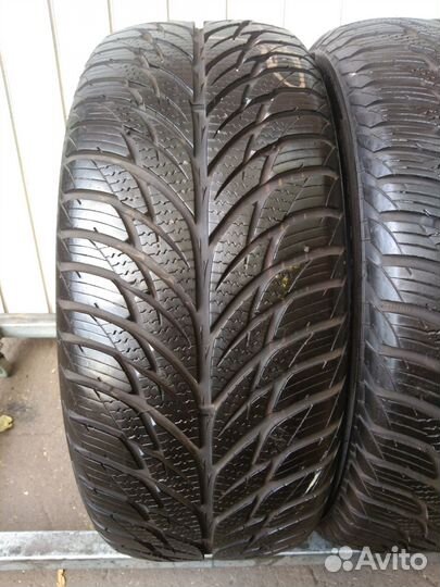 Uniroyal AllSeasonExpert 235/55 R17