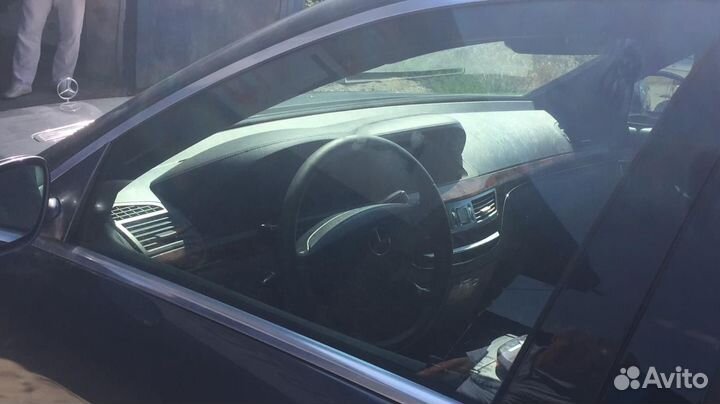 Стекло переднее левое мерседес w221 одинарное