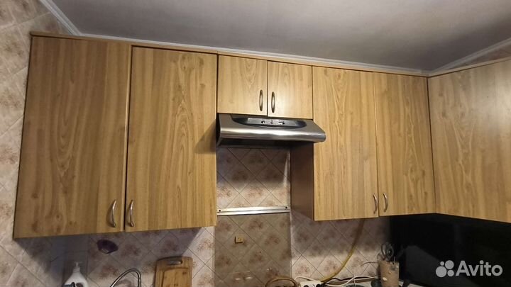 Кухня угловая б.у. 2.6м*1.25м