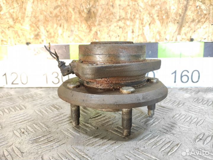 Ступица передняя Chevrolet Captiva 2006-2010