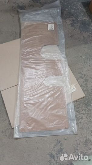 Задняя стенка для спинки Volkswagen Transporter