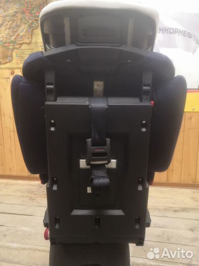 Детское автомобильное кресло от 9 до 18 кг