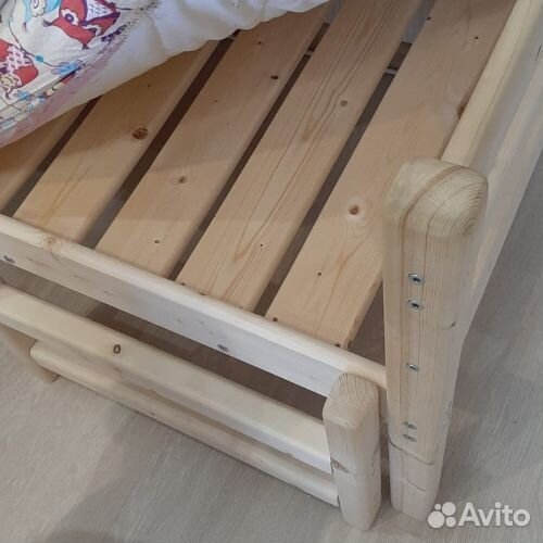 Детская кровать из сосны