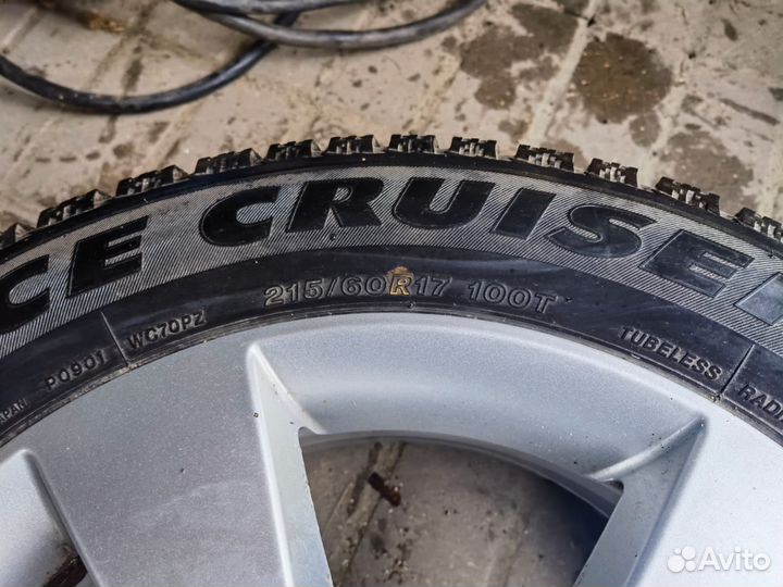 Bridgestone Ice cruiser 7000 215/60 r17 на литье