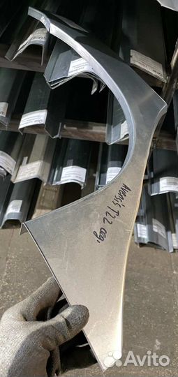 Арка правая Toyota Avensis T22 1997-2002 hb/sedan