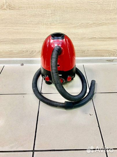 Пылесос wellton WVC-100