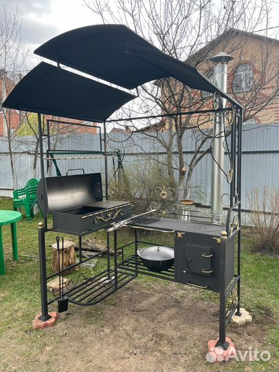 Мангал с крышей
