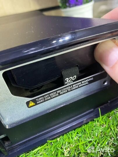 Xbox360s 320gb + игры