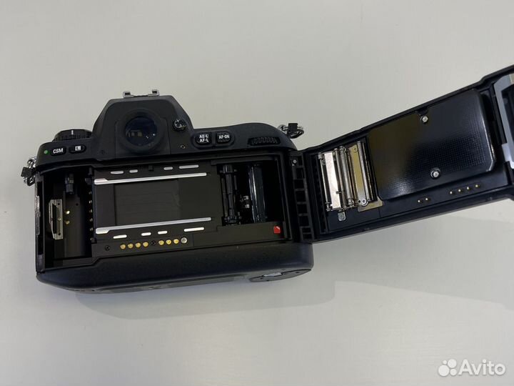 Nikon F100 плёночный