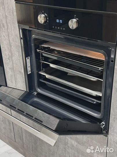 Духовой шкаф teka HLB 8550 SC BK