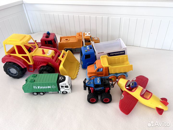 Игрушки машинки пакетом