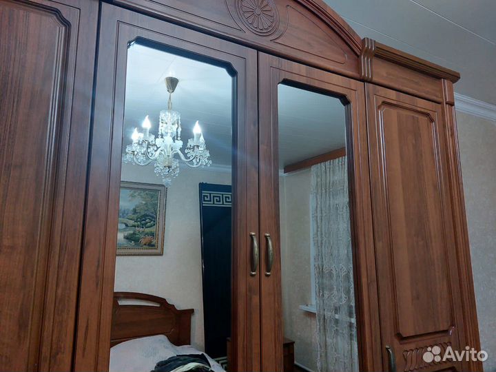 Спальный гарнитур бу