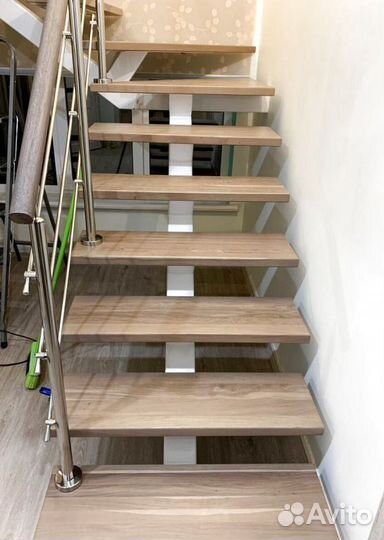 Лестницы прямые под ключ