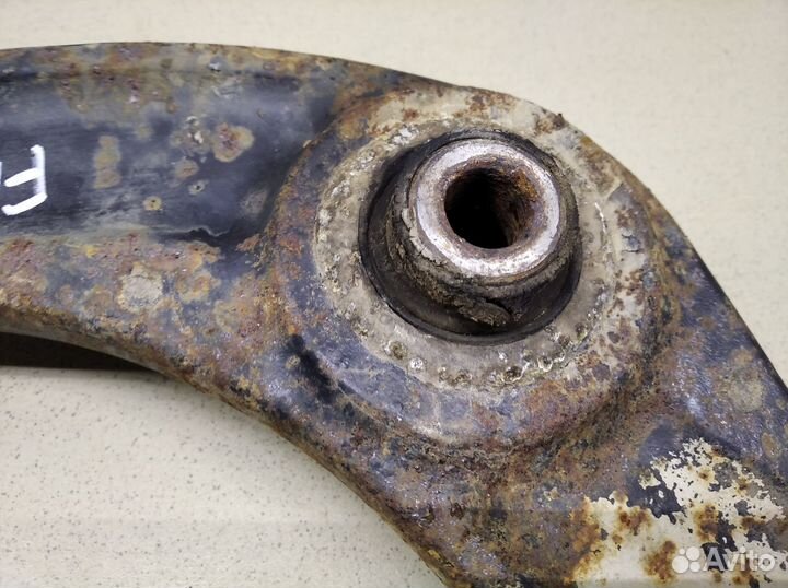 Рычаг передний левый C4 II 2011