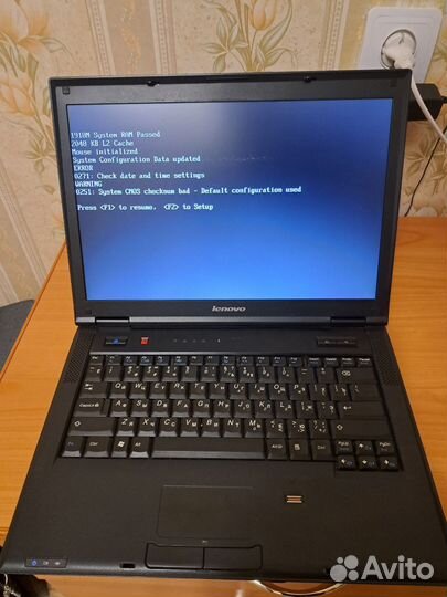 Ноутбук Lenovo E43