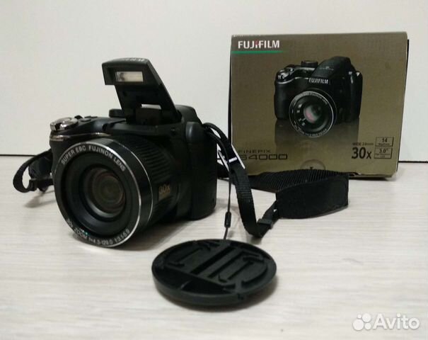 Цифровой фотоаппарат Fujifilm finepix S4000