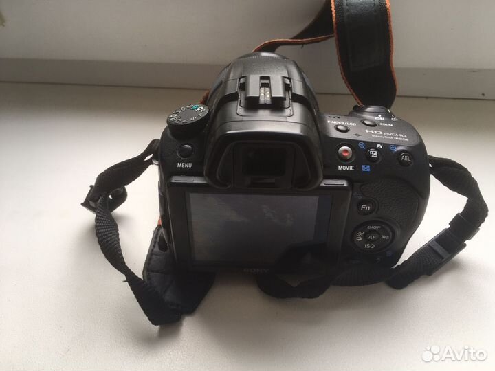 Зеркальный фотоаппарат sony