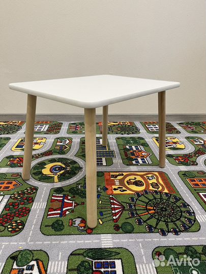 Детские парта и стул
