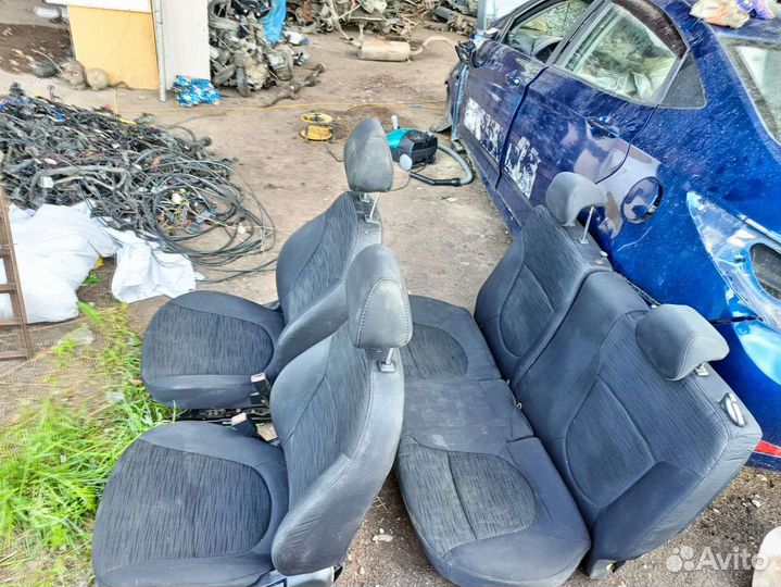 Комплект сидений solaris 1 в отличном состоянии