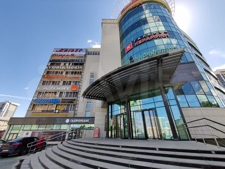 Торговая площадь, 65 м²