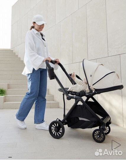 Новая прогулочная коляска Happy baby