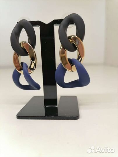 Серьги тренд лета