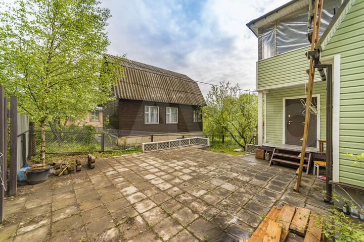 Дом 156 м² на участке 6 сот.