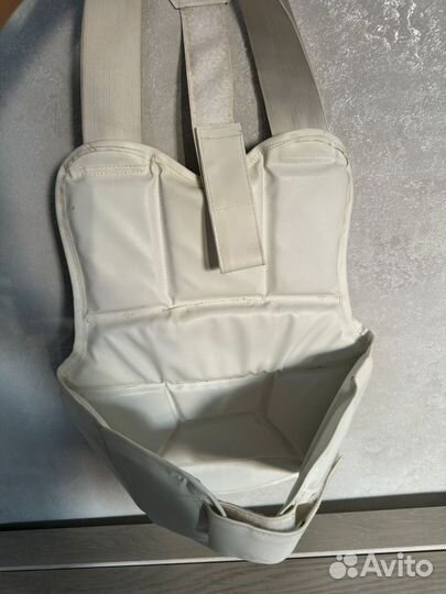 Защитный жилет для единоборств