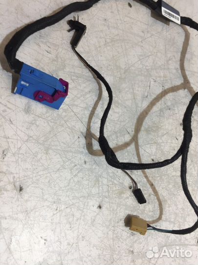 Электропроводка обшивки двери передняя левая