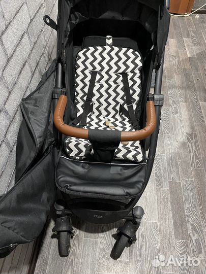 Коляска прогулочная