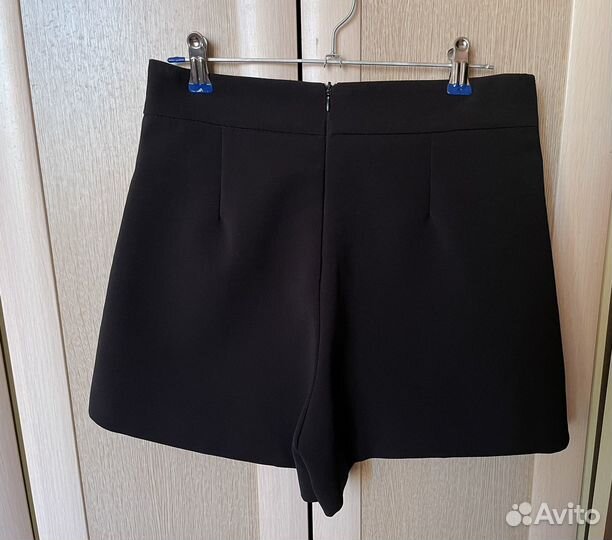 Шорты женские классические