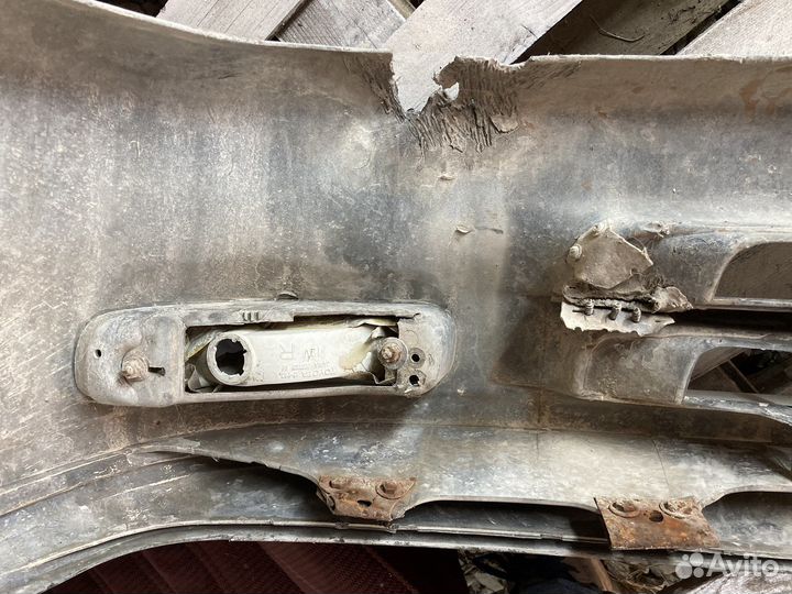 Бампер передний corolla e90