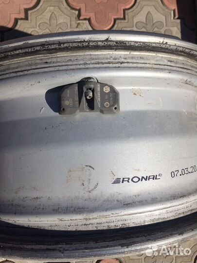 Продам оригинальные диски Туарег gp с датчиками