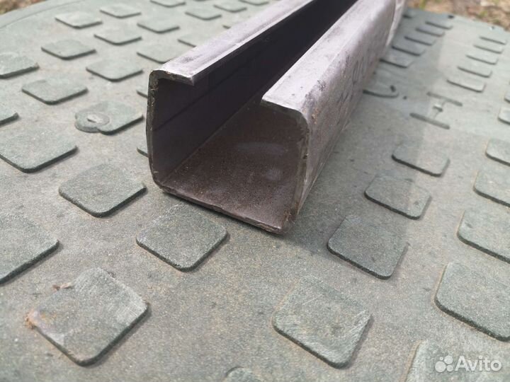 Направляющая alutech