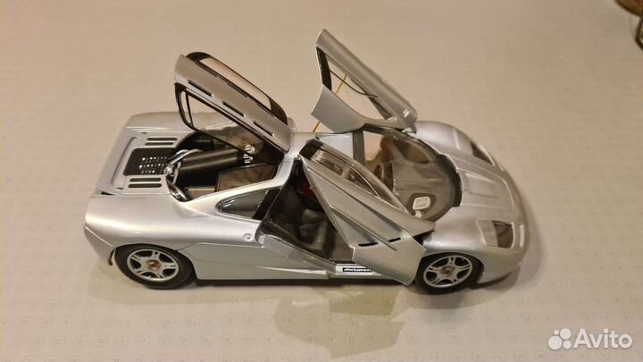 Коллекционная модель 1/18