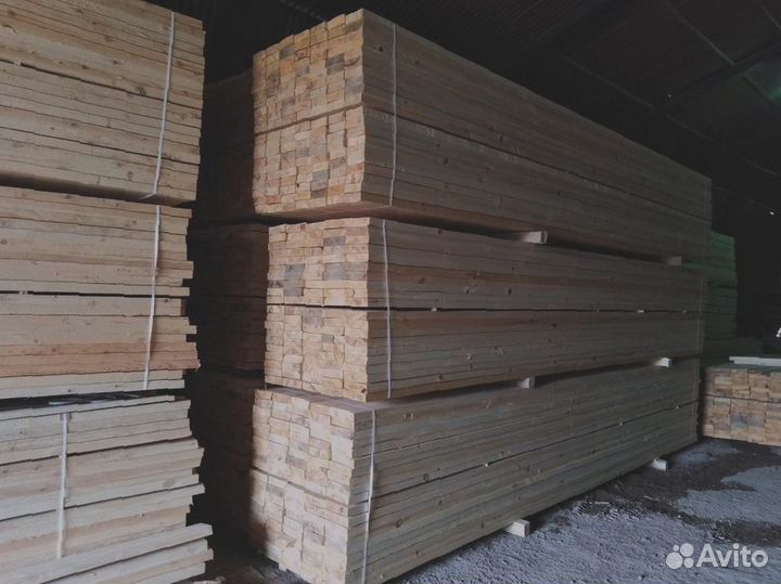 Сосновые доски, натуральность и красота