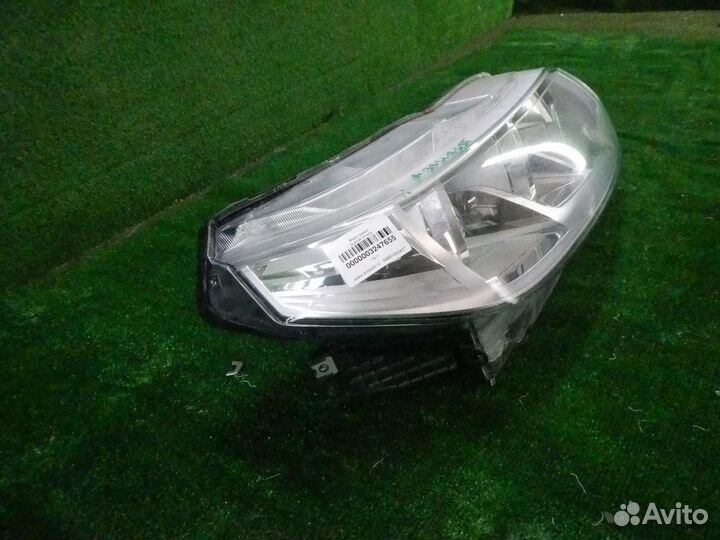 Фара правая Suzuki Vitara 2 (2014-2019) галоген